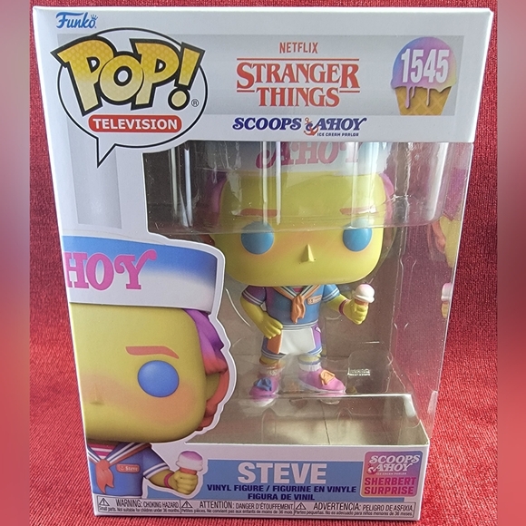 Steve funko # 1545 (nib) With pop protector - Picture 2 of 6